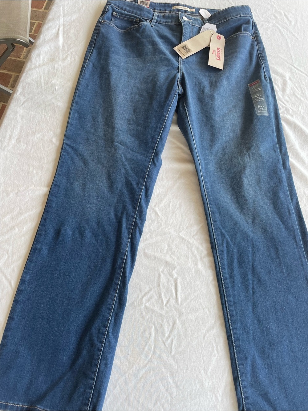 👖 NWT Levi’s 314 Shaping Straight Jeans Women’s 20W Mid Rise Stretch Denim